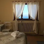 Antiguo Solar Del Lago B&B