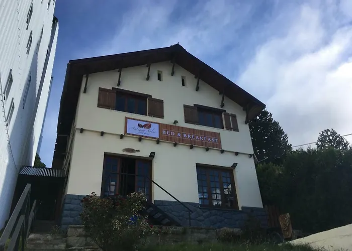 Antiguo Solar Del Lago B&B
